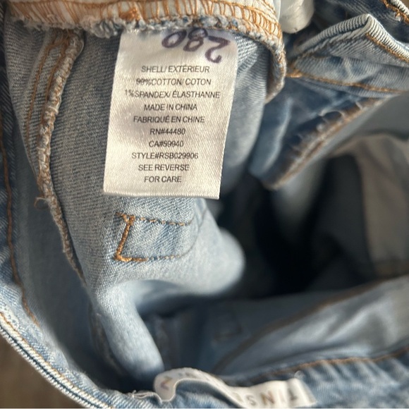 Tinseltown 75 Butterflies Denim Jeans Mom Jeans - Picture 4 of 4